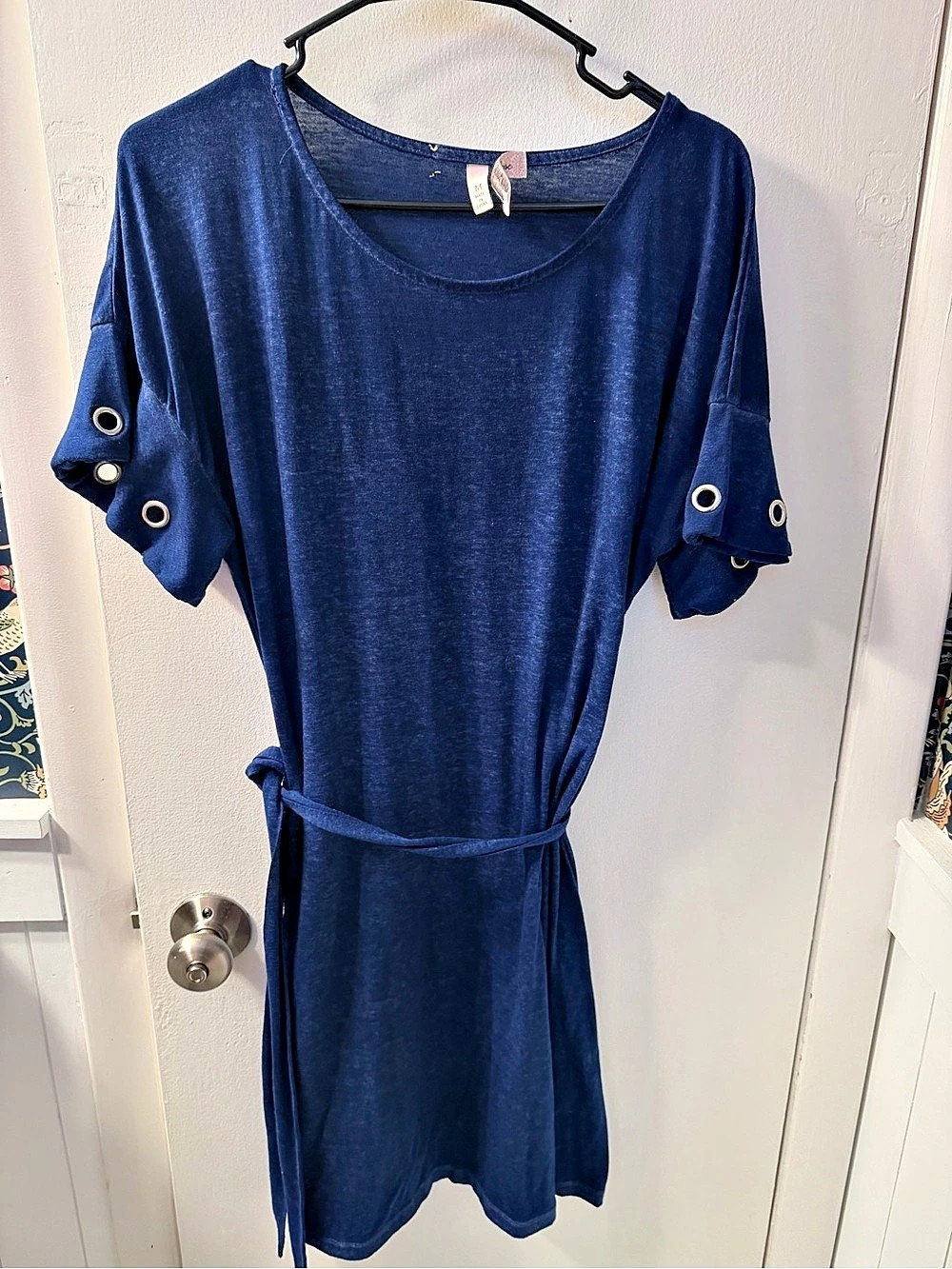Marlow & Rose Tie-Waist Mini Dress in Blue Size Medium